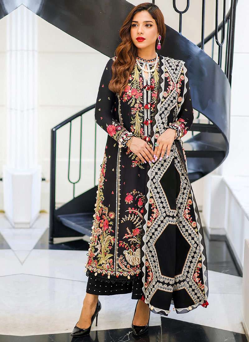 Shop Unstitched Embroidered Lawn Online in Pakistan  Emarlad Wear