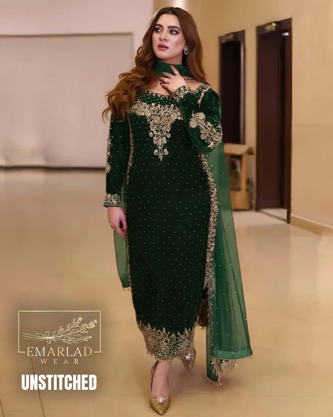 Aneelas Embroidered Velvet Collection | Dark Green Emarlad Wear Aneelas Embroidered Velvet Collection | Dark Green Emarlad Wear