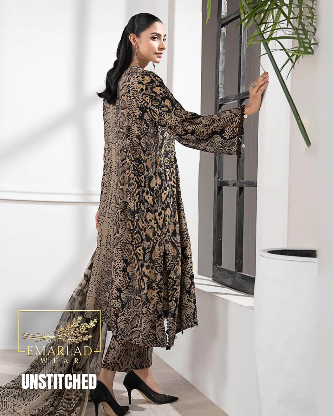 M.B Cheeta Brown Lawn 3PC Suit – Chiffon Embroidered Dupatta