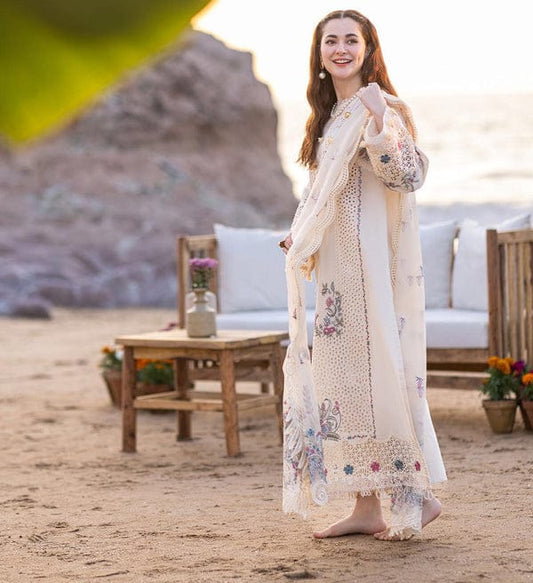 Qalamkar Off White Luxury Lawn Chikankari Embroidery Dress 3pc