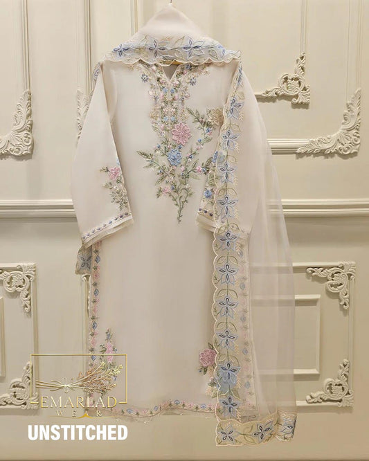 Agha Noor | Light Pistachio - Fancy Organza Embroidered Collection