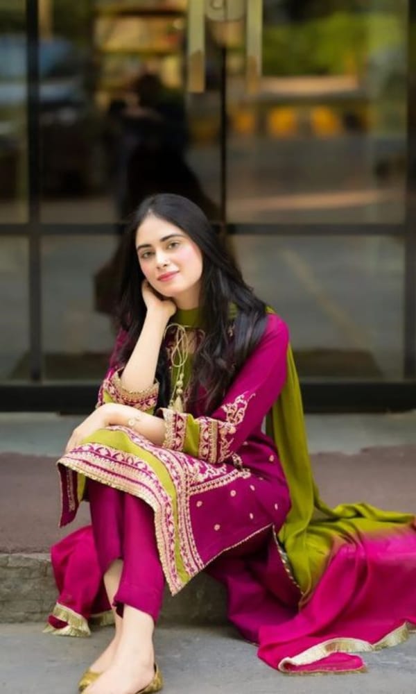 Omal | Shocking Pink - Dhanak Winter Collection