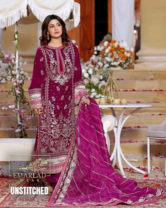 Aneelies Velvet Collection 2025 – Shocking Pink Heavy Embroidered Velvet Suit