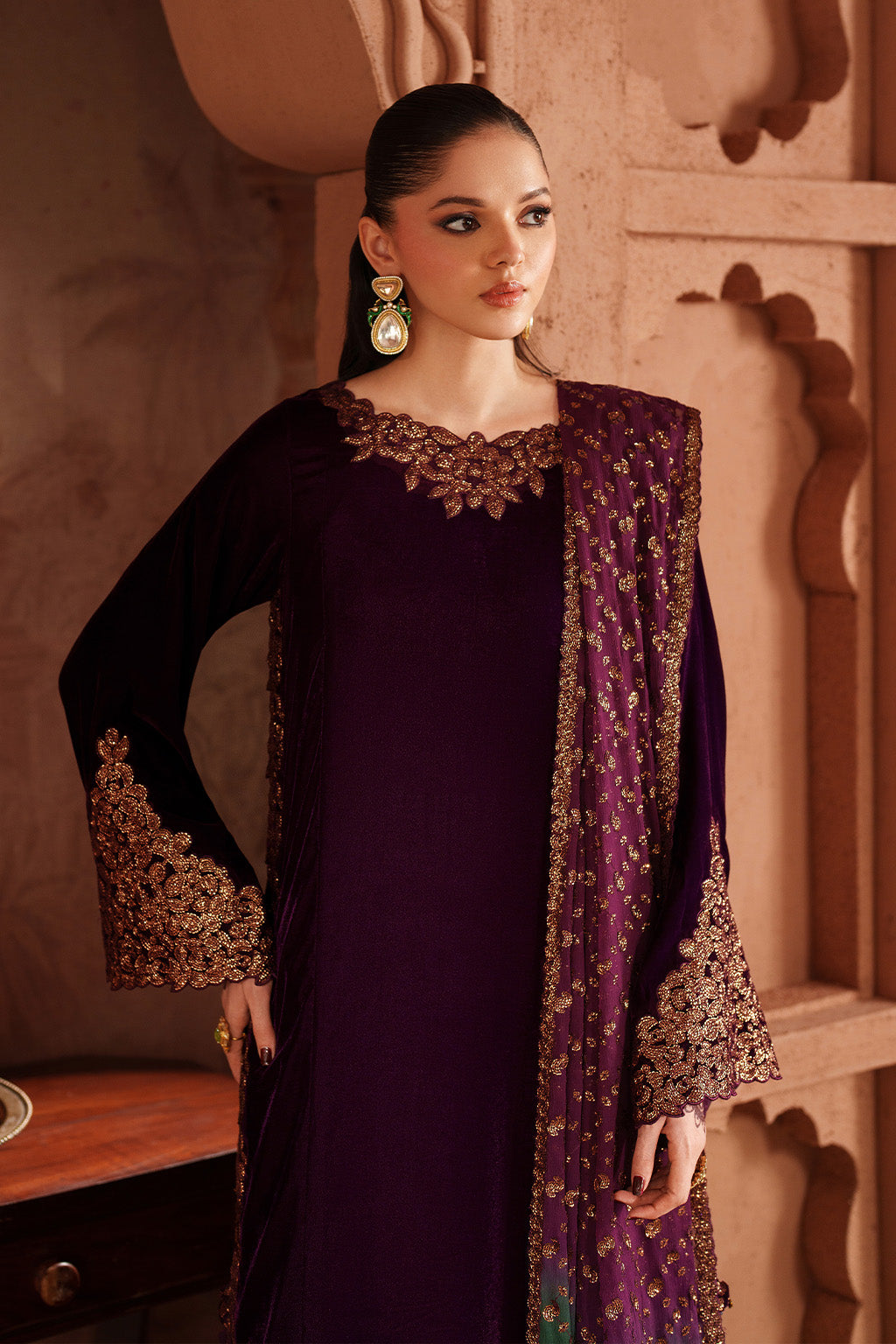 Iznik | Maroon - Velvet Collection