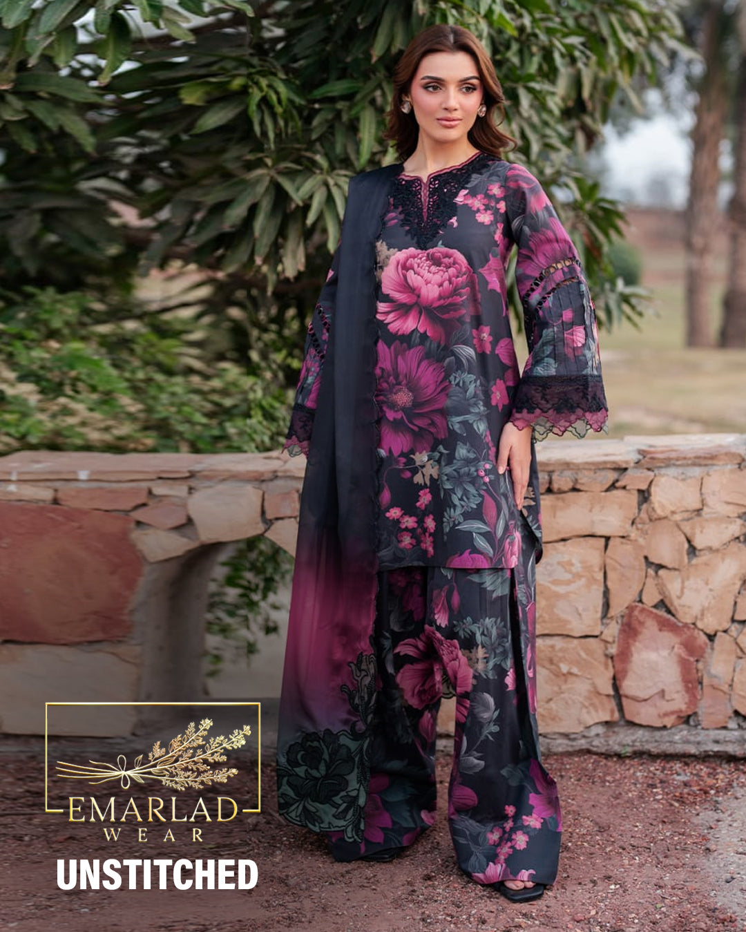 Iznik | Black Multi - Lawn Printed With Chiffon Embroidered Dupatta