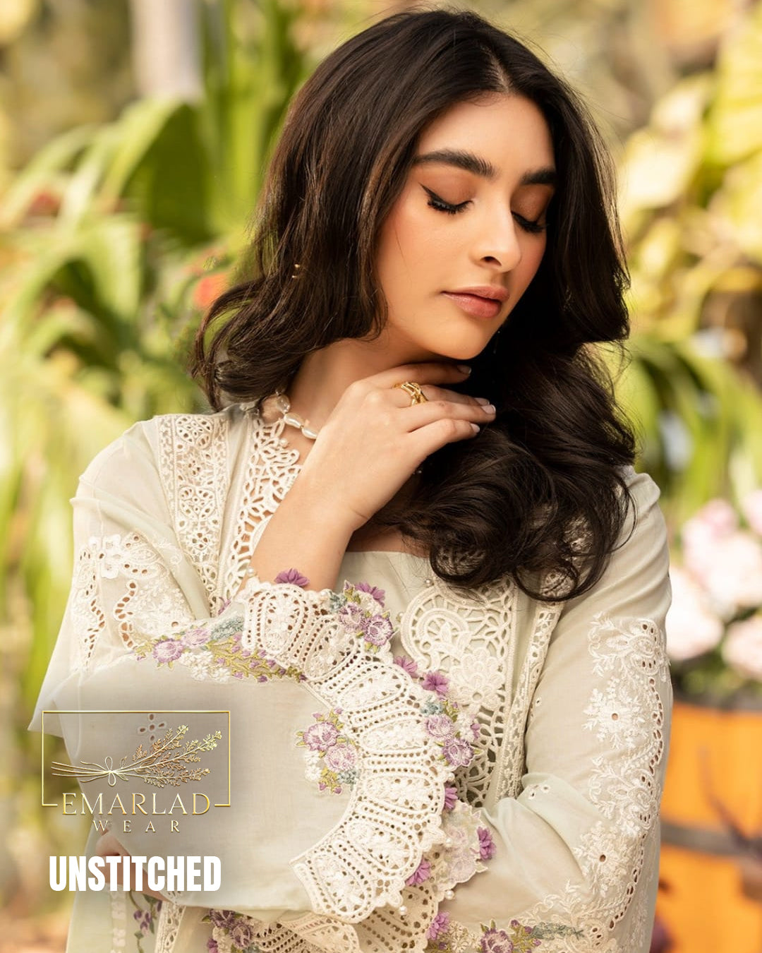 Elaf Royal Chicken Kari Suit 2026 – Luxury 3PC Embroidered Festive Dress