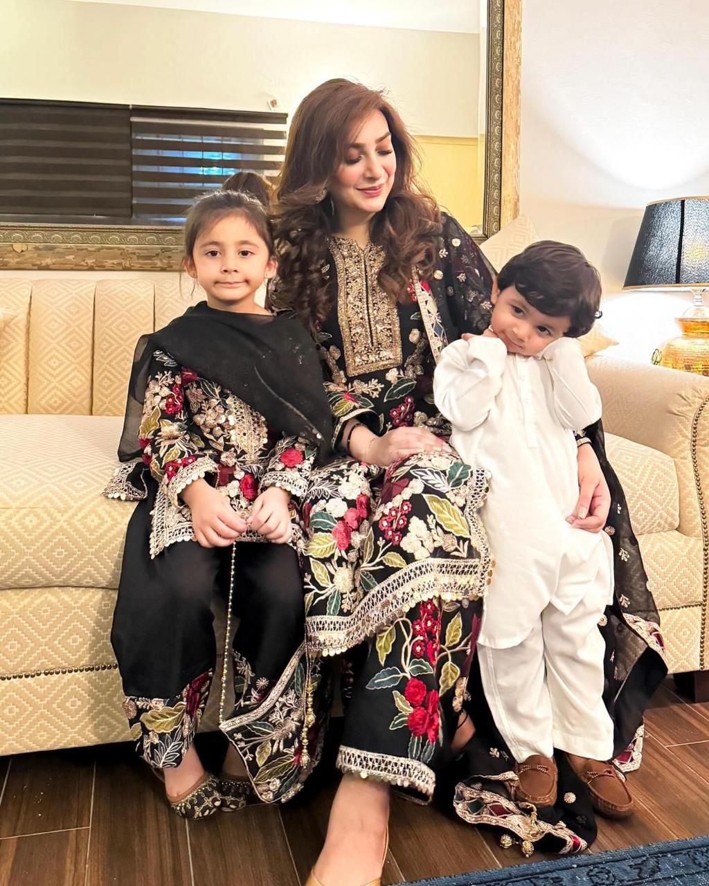 Hania Aamir Wear Black Lawn Fully Embroidery Dress 3pc