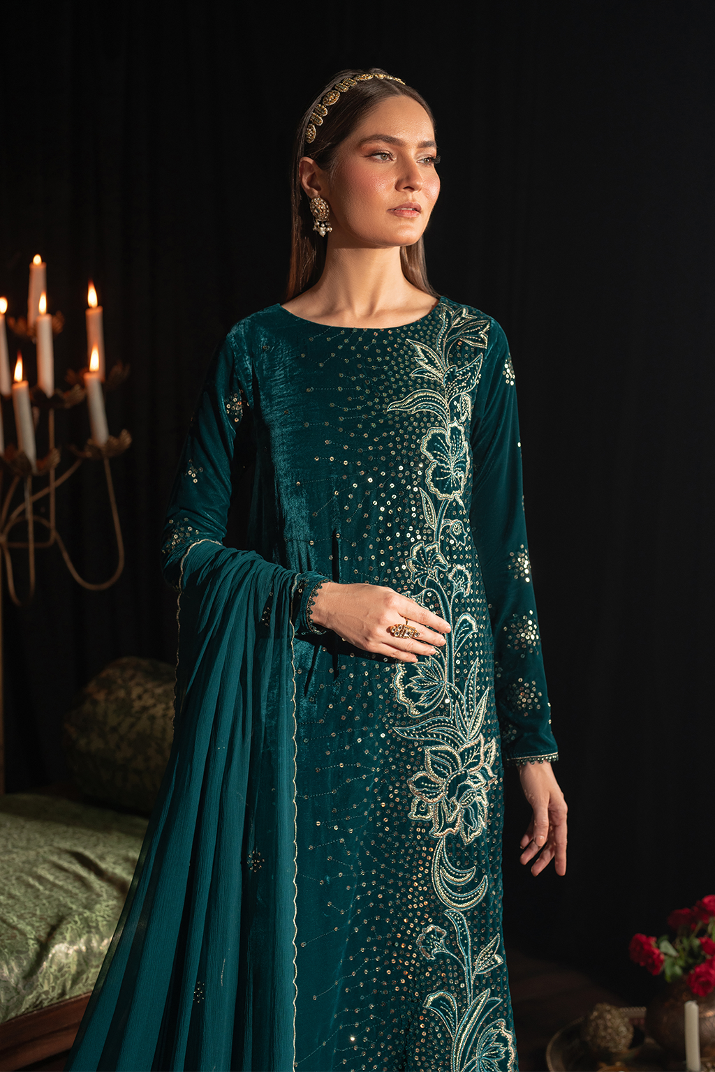 Iznik | Zinc - Micro 9000 Velvet Collection