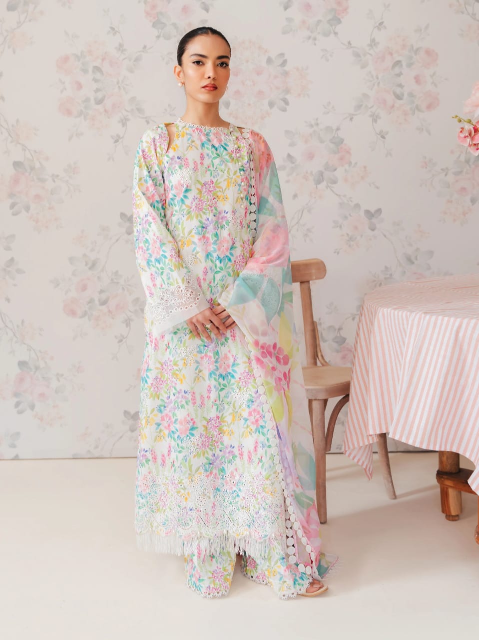 Afrozeh White multi Digital Emb New Arrival Lawn 3pc