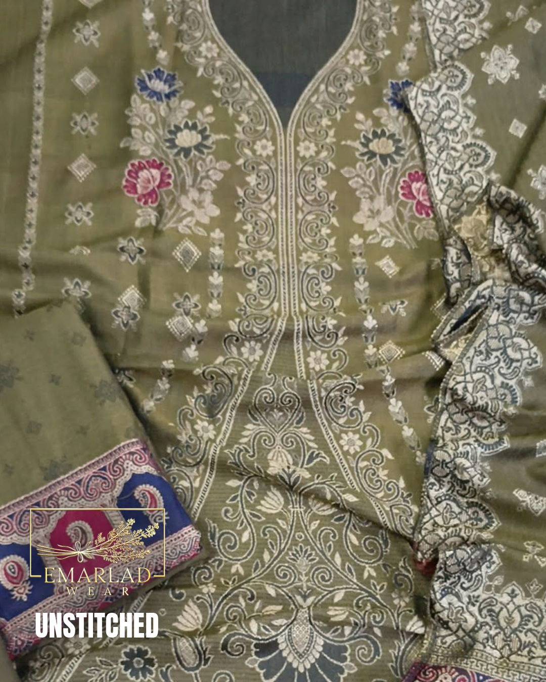 Mehndi Green Pashmina Jacquard 3 Piece Winter Suit