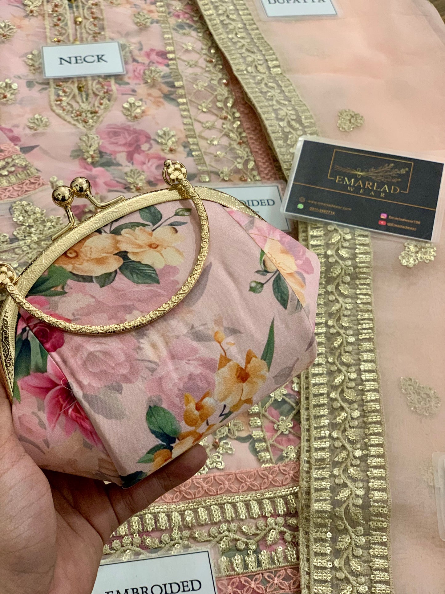Tawakal Peach With Purse 👛  | Digital Printed  Silk Inner