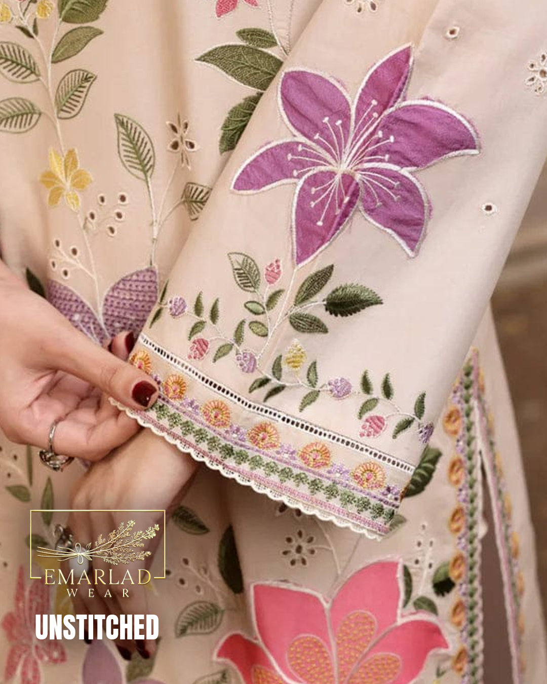 Aneelas Luxury Lawn 3PC Suit 2026 – Embroidered with 3D Floral Design & Digital Dupatta