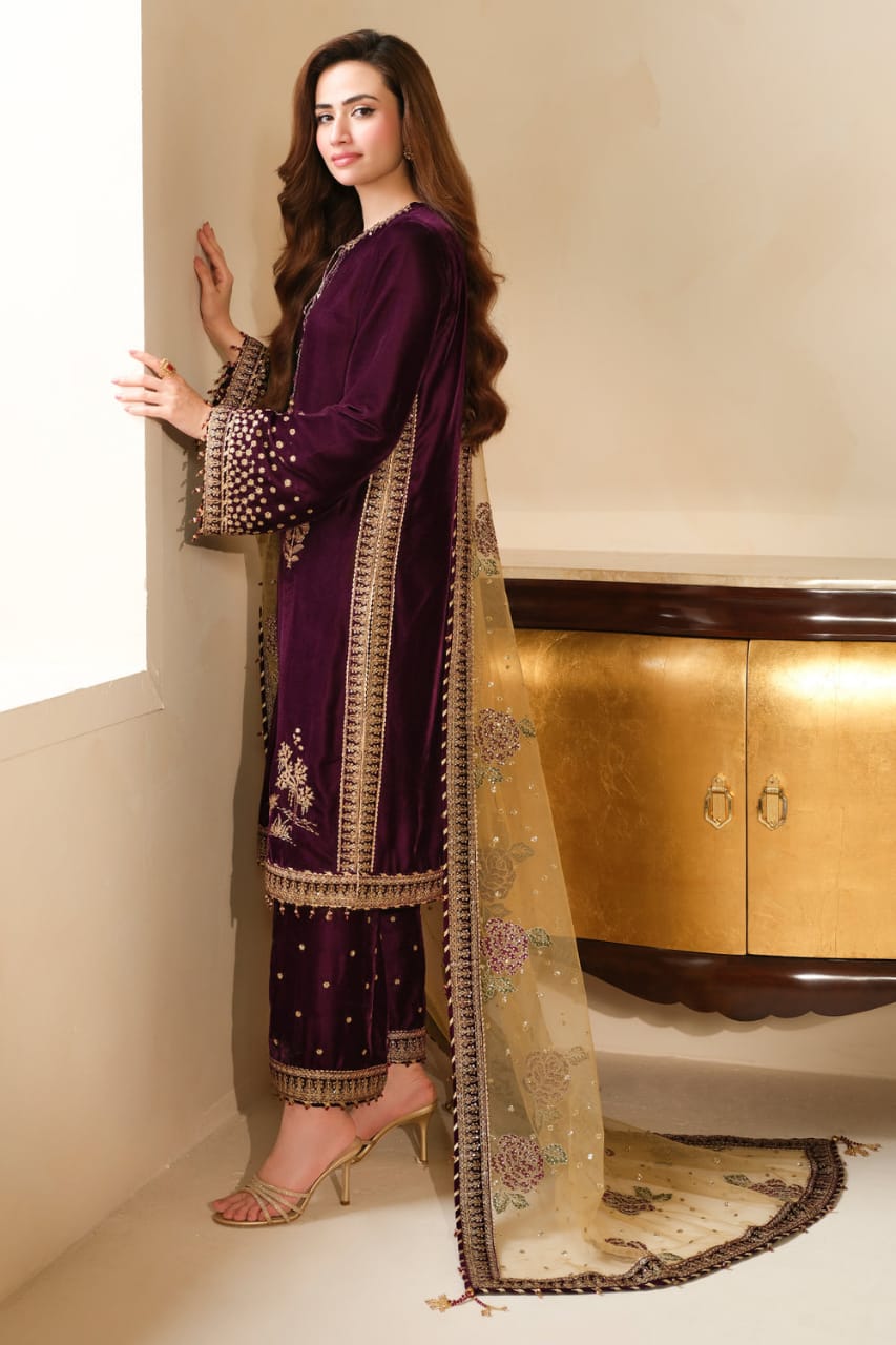 Jazmin | Embroidered Velvet Formal - Micro 9000 - Dark Maroon