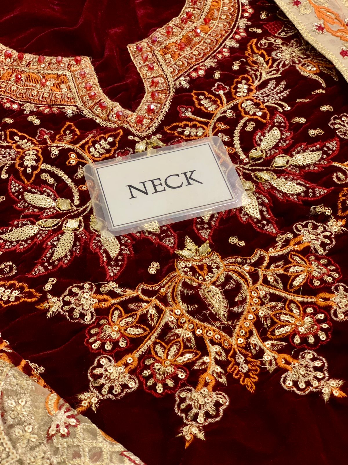 Nureh | Maroon Velvet Micro 9000