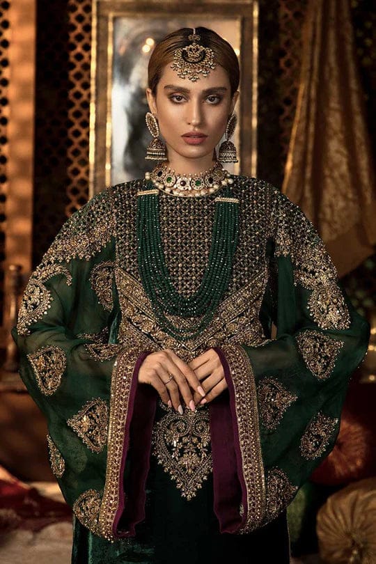 Maria B | Dark Green - Velvet Collection Emarlad Wear Maria B | Dark Green - Velvet Collection Emarlad Wear