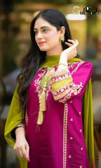 Omal | Shocking Pink - Dhanak Winter Collection